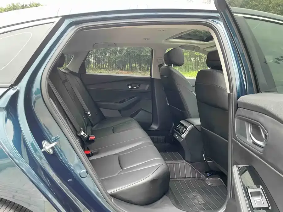 Honda Inspire Insignia 2025 260TURBO Elite Edition 2025 — миниатюра 4