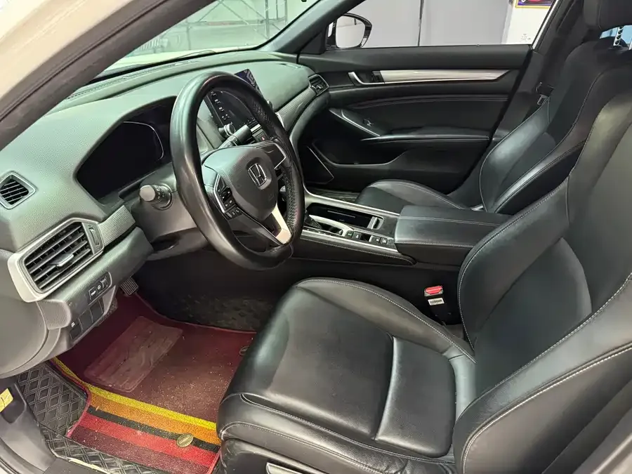 Honda Inspire 2022 Insignia 260TURBO Elegant Edition 2023 — миниатюра 4