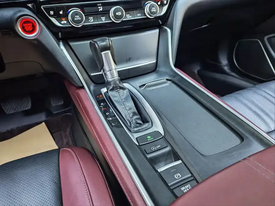 Honda Inspire 2022 Insignia 260TURBO Fine Edition 2023 — миниатюра 4