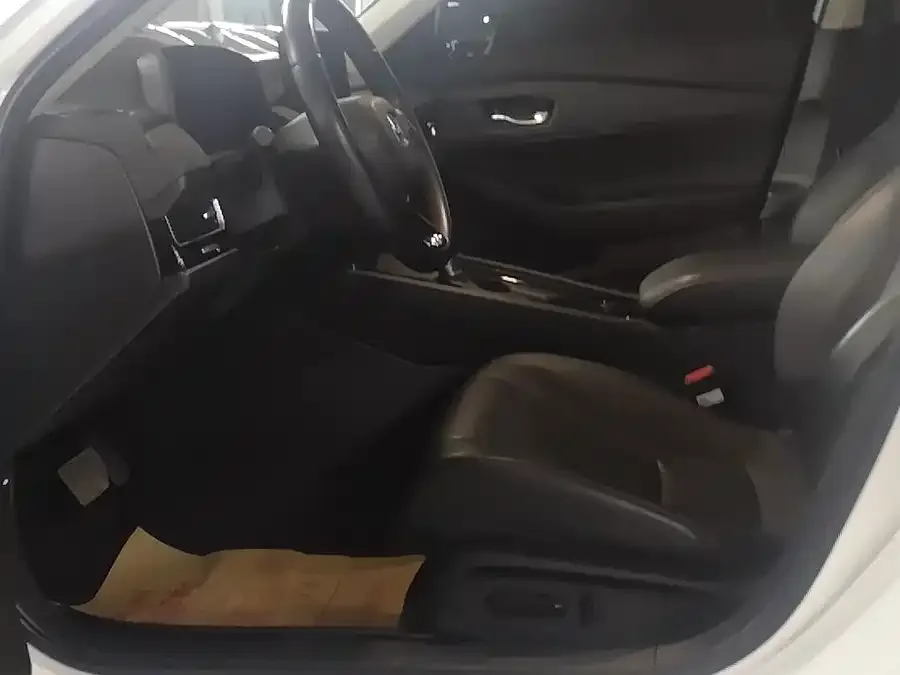 Honda Inspire 2023 Insignia 260TURBO Elegant Edition 2023 — миниатюра 4