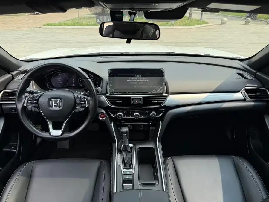 Honda Inspire Inship 2022 260TURBO Exquisite Edition 2022 — миниатюра 4