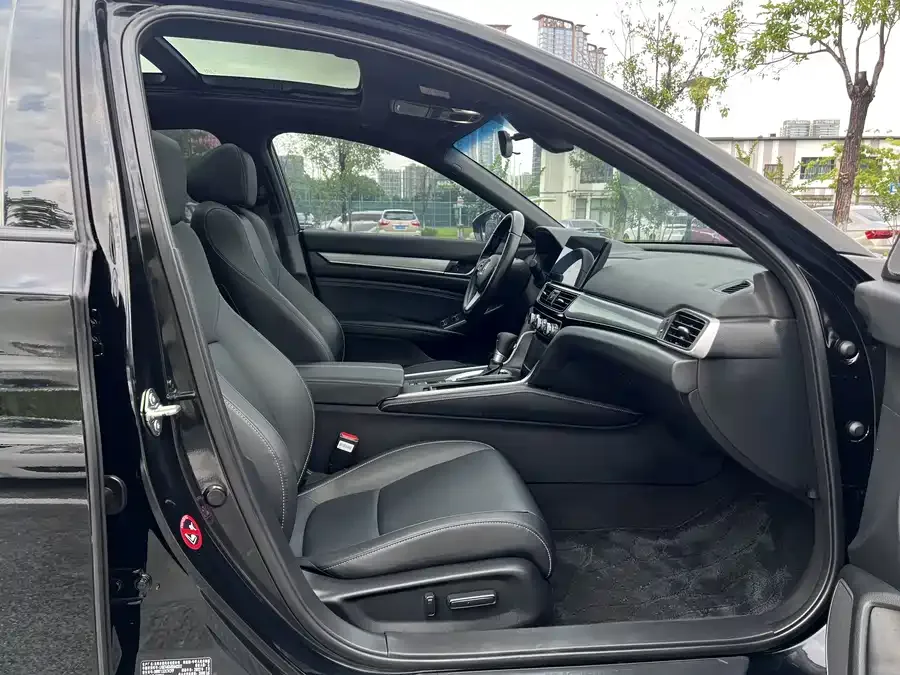 Honda Inspire Inship 2022 260TURBO Exquisite Edition 2022 — миниатюра 5