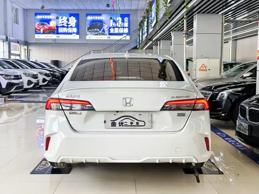 Honda Inspire Inship 2023 260TURBO Exquisite Edition 2023 — миниатюра 4