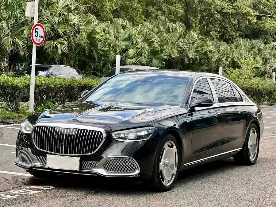 Mercedes-Benz Maybach S-Class 2023