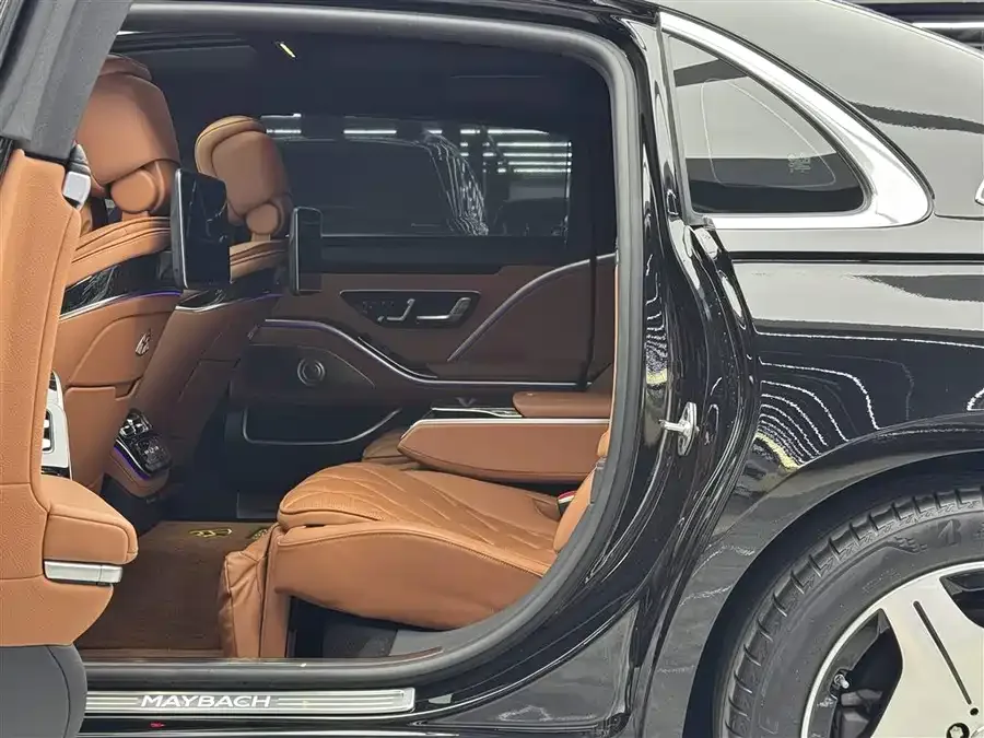 Mercedes-Benz Maybach S-Class Maybach S-Class 2023 S 480 4MATIC 2023 — миниатюра 3