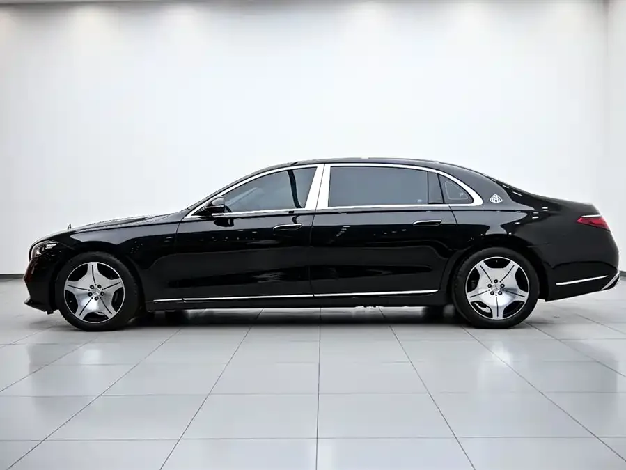Mercedes-Benz Maybach S-Class 2026 Maybach S-Class S 480 4MATIC 2025 — миниатюра 2