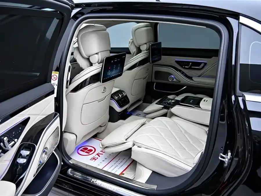 Mercedes-Benz Maybach S-Class 2026 Maybach S-Class S 480 4MATIC 2025 — миниатюра 4