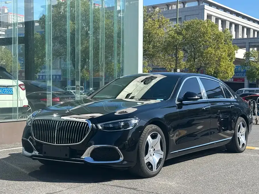 Mercedes-Benz Maybach S-Class 2025