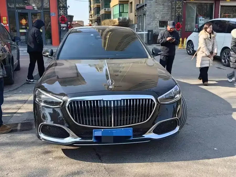 Mercedes-Benz Maybach S-Class 2023