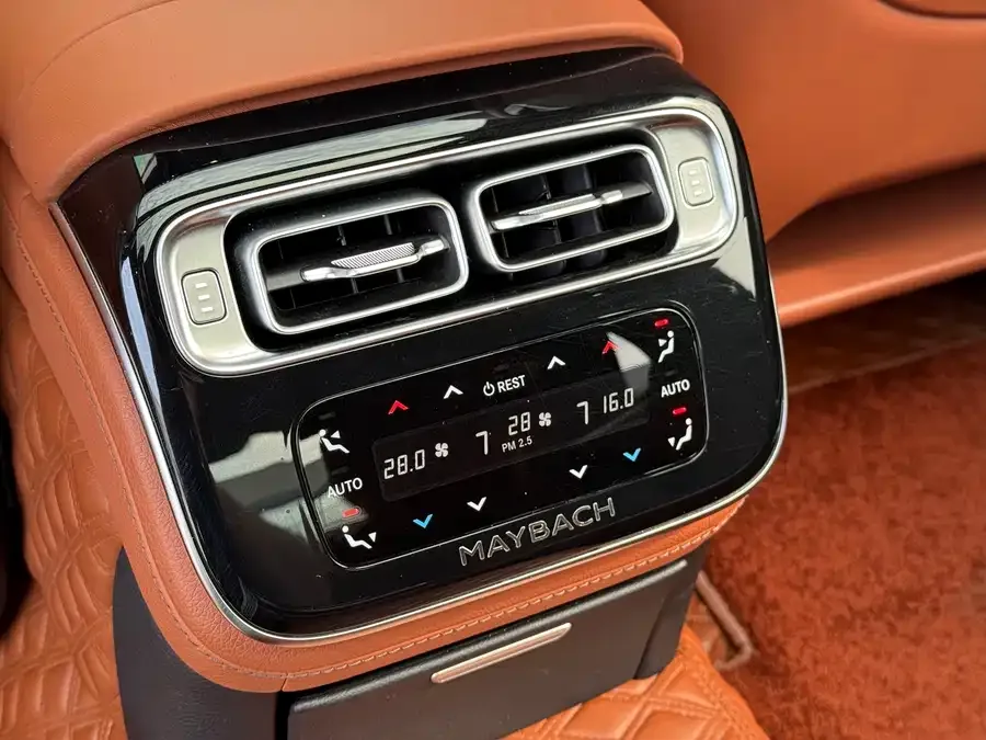 Mercedes-Benz Maybach S-Class Maybach S-Class 2023 S 480 4MATIC 2023 — миниатюра 4