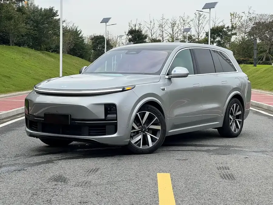 Li Xiang L8 2023