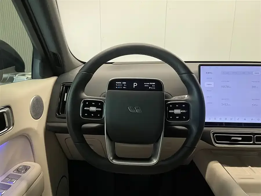 Li Xiang L7 Ideal L7 2024 MAX 2025 — миниатюра 4
