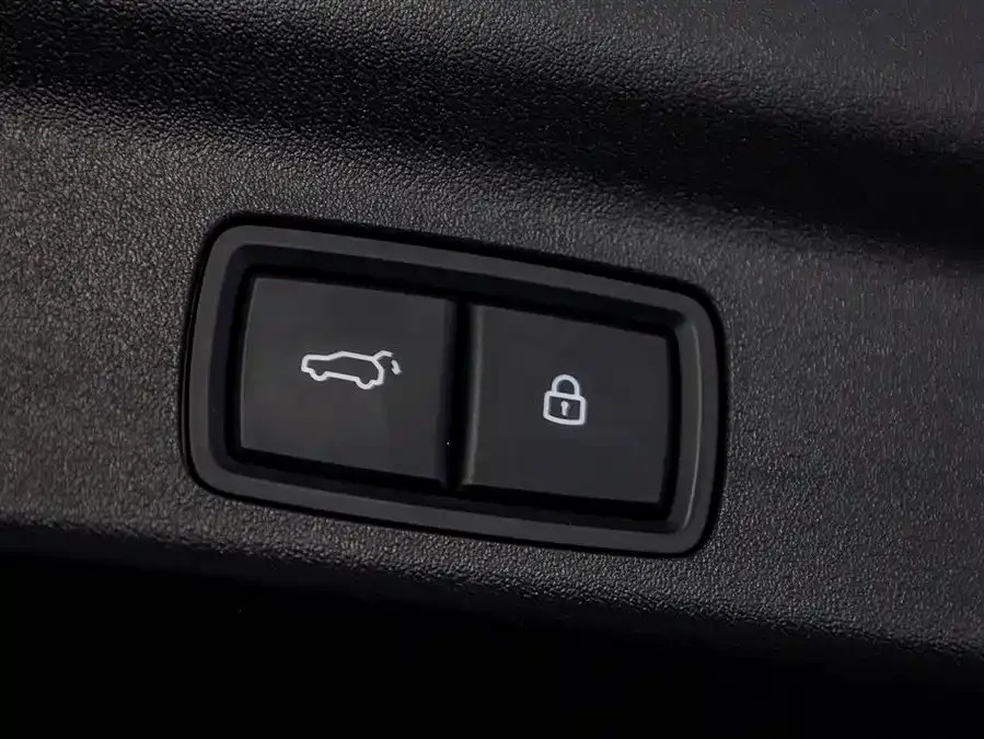 Li Xiang L7 Ideal L7 2025 Max Smart Renewal Edition 2025 — миниатюра 3