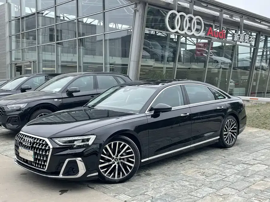 Audi A8 2024