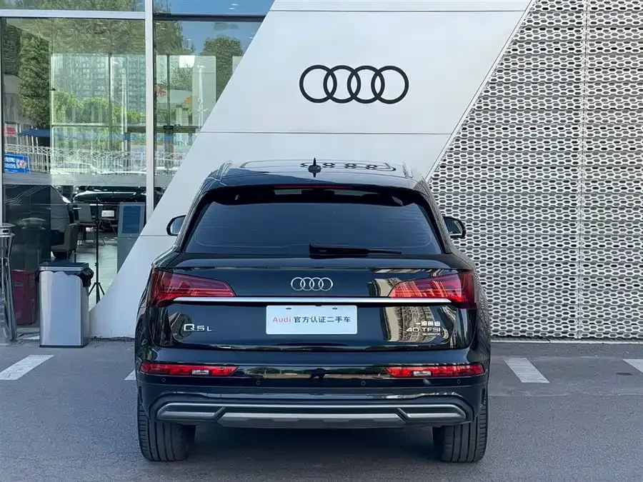 Audi Q5L 2022 40T luxury and elegant model 2022 — миниатюра 2