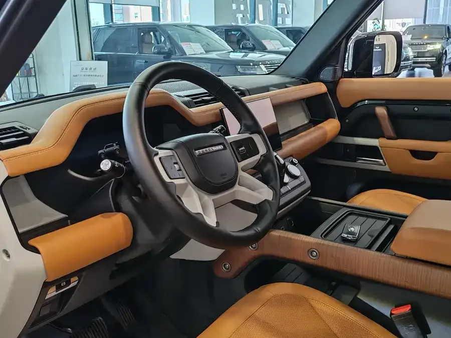 Land Rover guard Land Rover Defender 2023 110 3.0T P400 Dark Special Edition 2022 — миниатюра 2