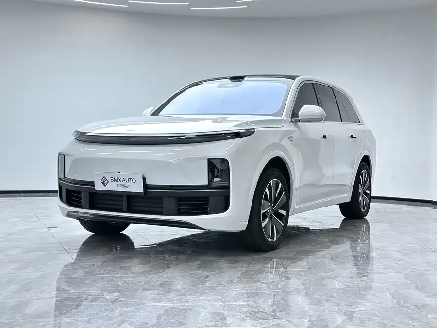 Li Xiang L8 2025