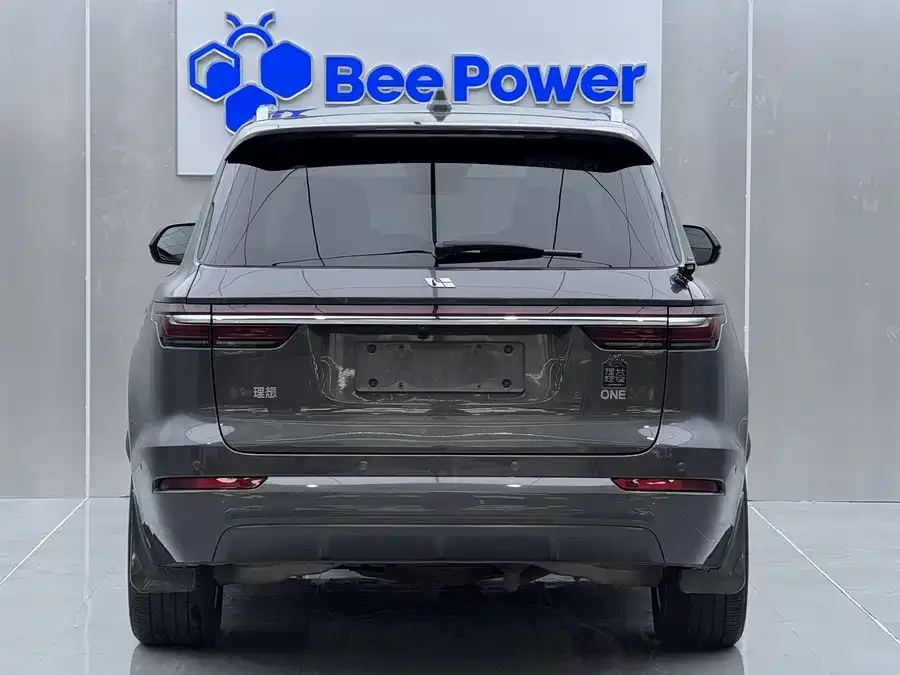 Li Xiang One Ideal ONE 2021 extended range 6-seater version 2022 — миниатюра 2