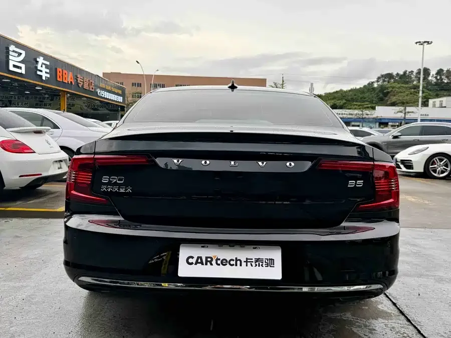 Volvo S90 2022 B5 Zhiyuan Luxury Edition 2022 — миниатюра 4