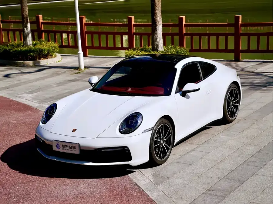 Porsche 911 2023