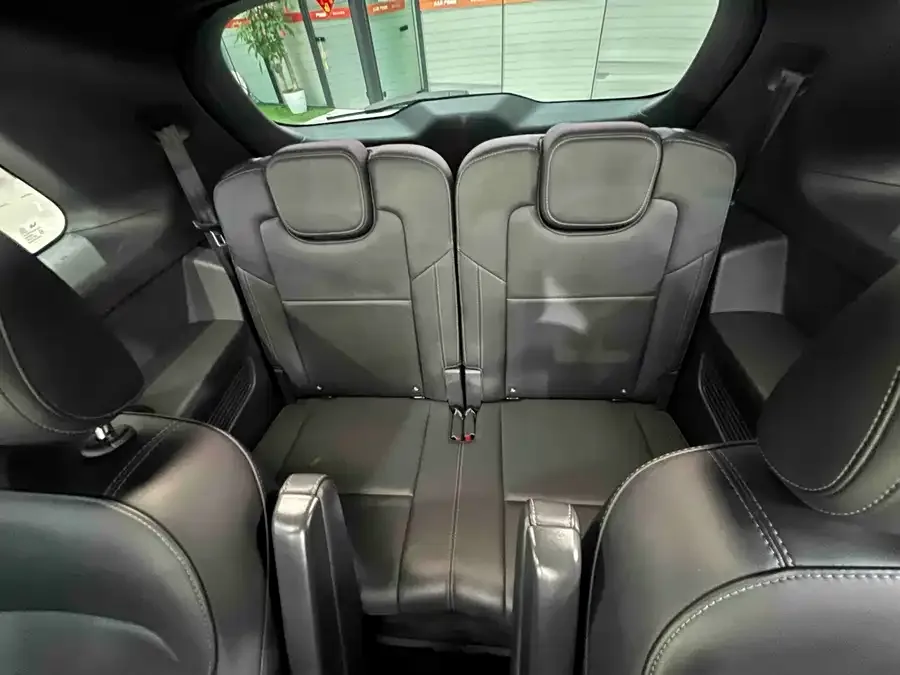 Li Xiang One Ideal ONE 2021 extended range 6-seater version 2022 — миниатюра 3