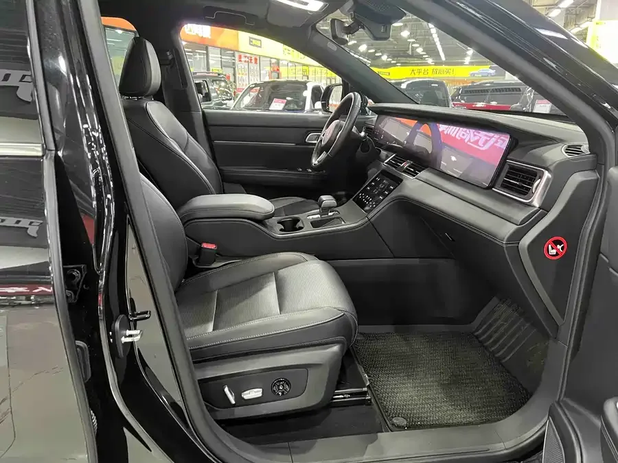 Li Xiang One Ideal ONE 2021 extended range 6-seater version 2022 — миниатюра 5