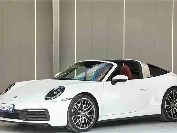 Porsche 911 2023
