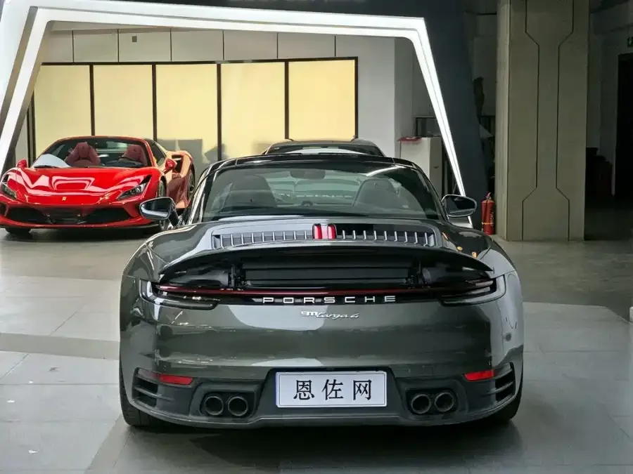 Porsche 911 2023 Targa 4 3.0T 2024 — миниатюра 3