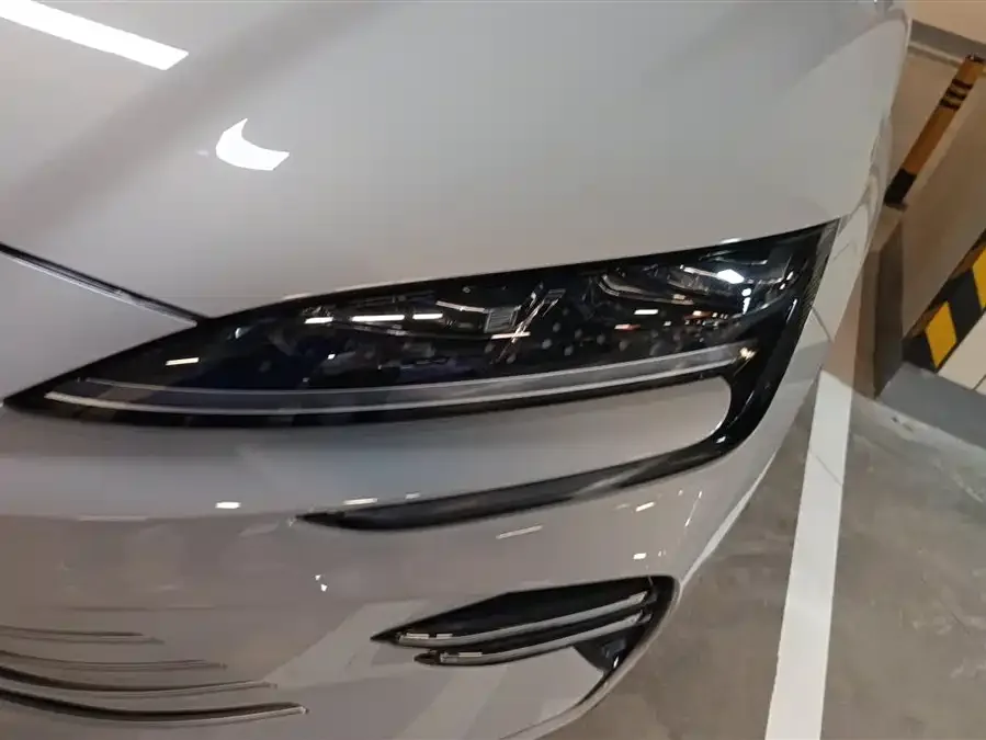 BYD Song PLUS New Energy Song PLUS New Energy 2023 Champion Edition DM-i 110KM Flagship PLUS 2024 — миниатюра 5
