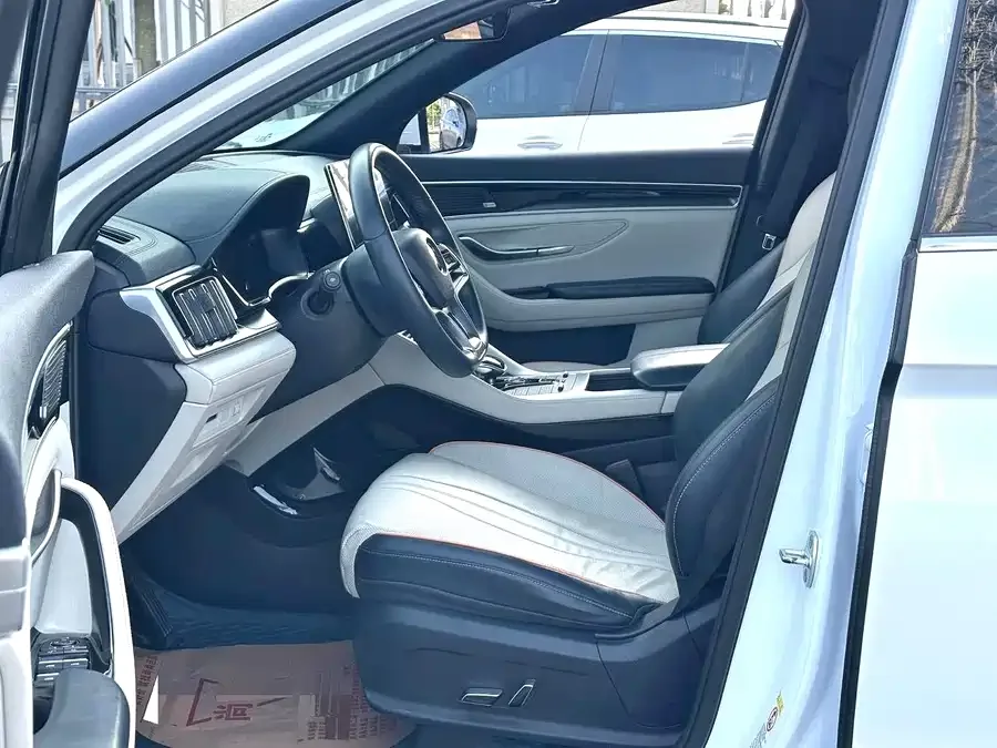 BYD Song PLUS New Energy Song PLUS New Energy 2021 DM-i 51KM Premium Edition 2022 — миниатюра 3