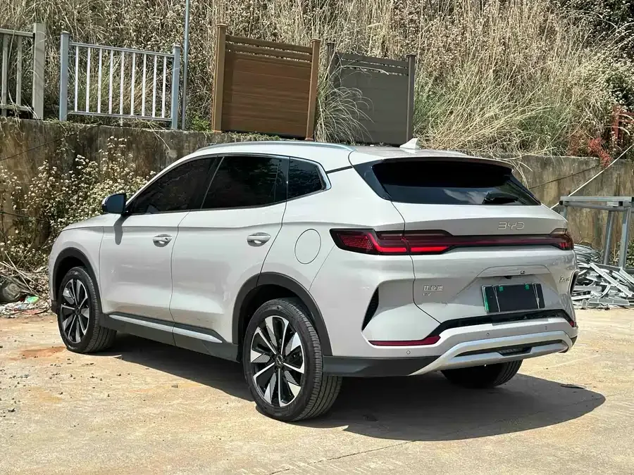 BYD Song PLUS New Energy Song PLUS New Energy 2024 Honor Edition EV 605km Flagship PLUS 2024 — миниатюра 3