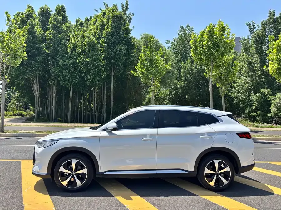BYD Song PLUS New Energy Song PLUS New Energy 2021 DM-i 110KM Flagship PLUS 2023 — миниатюра 2