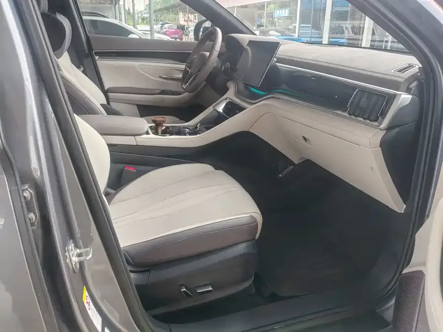BYD Song PLUS New Energy Song PLUS New Energy 2025 EV 520km Premium Edition 2025 — миниатюра 3