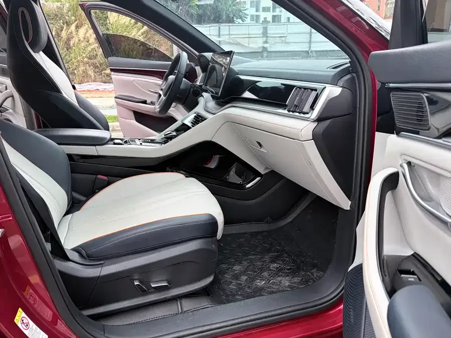 BYD Song PLUS New Energy Song PLUS New Energy 2021 DM-i 51KM Premium Edition 2023 — миниатюра 3