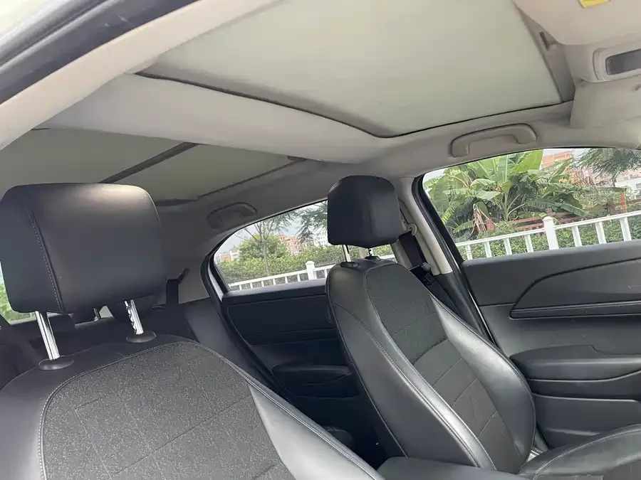 Honda VEZEL Binzhi 2023 1.5L CVT technology version 2023 — миниатюра 3