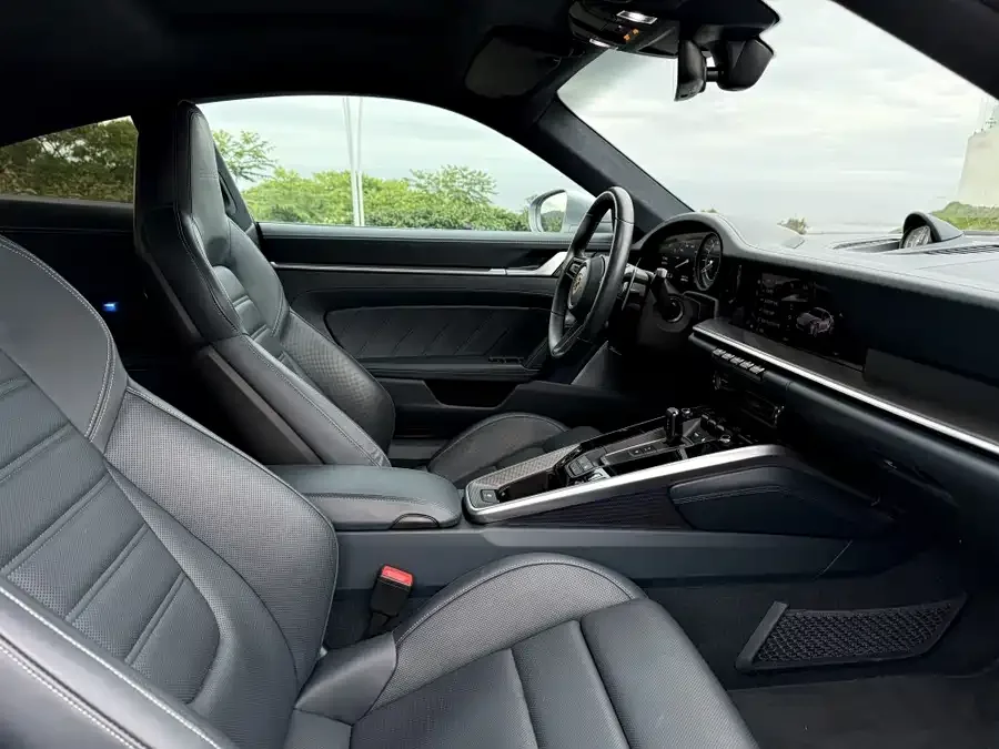 Porsche 911 2022 Turbo S 3.7T 2022 — миниатюра 4