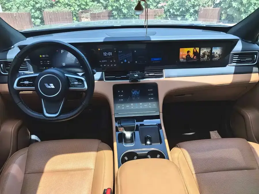 Li Xiang One Ideal ONE 2021 extended range 6-seater version 2022 — миниатюра 5