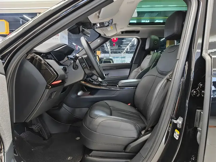 Land Rover Range Rover Sport Range Rover Sport 2023 360PS S 2023 — миниатюра 2