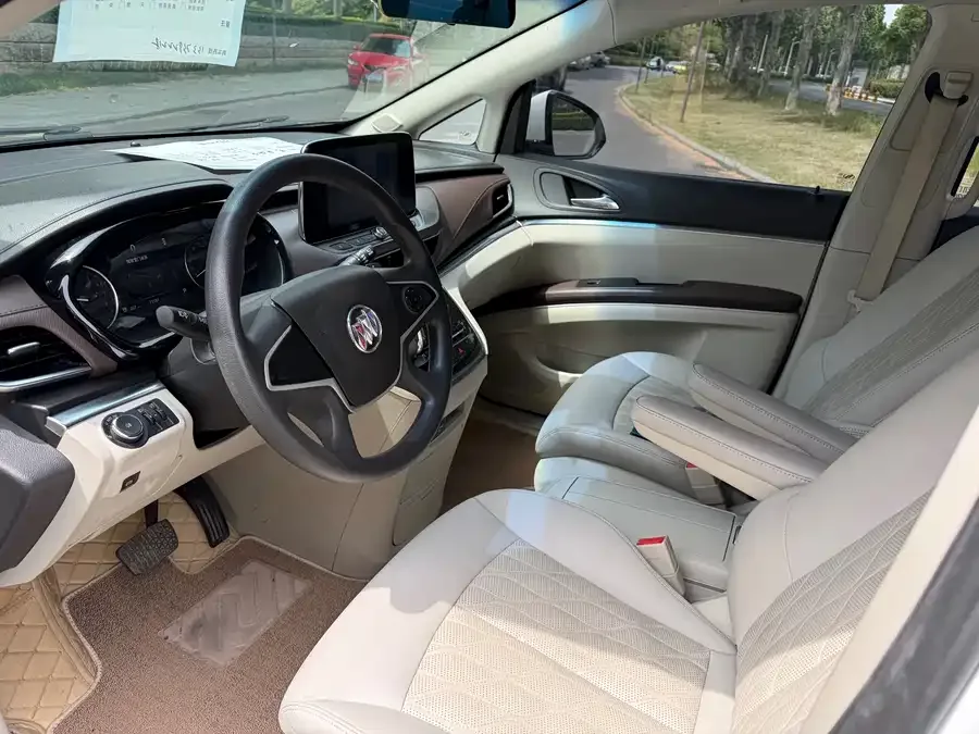 Buick GL8 2022 Land Business Class 652T Comfort Edition 2022 — миниатюра 4