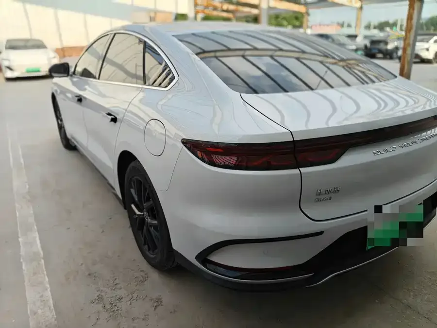 BYD Second-hand Han 2025 DM-i 125KM Elite 2024 — миниатюра 3