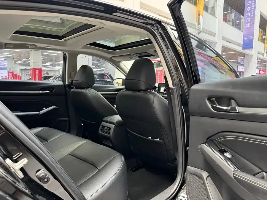 Nissan Altima 2022 Teana 2.0L XL-TLS Enjoy Edition 2023 — миниатюра 5