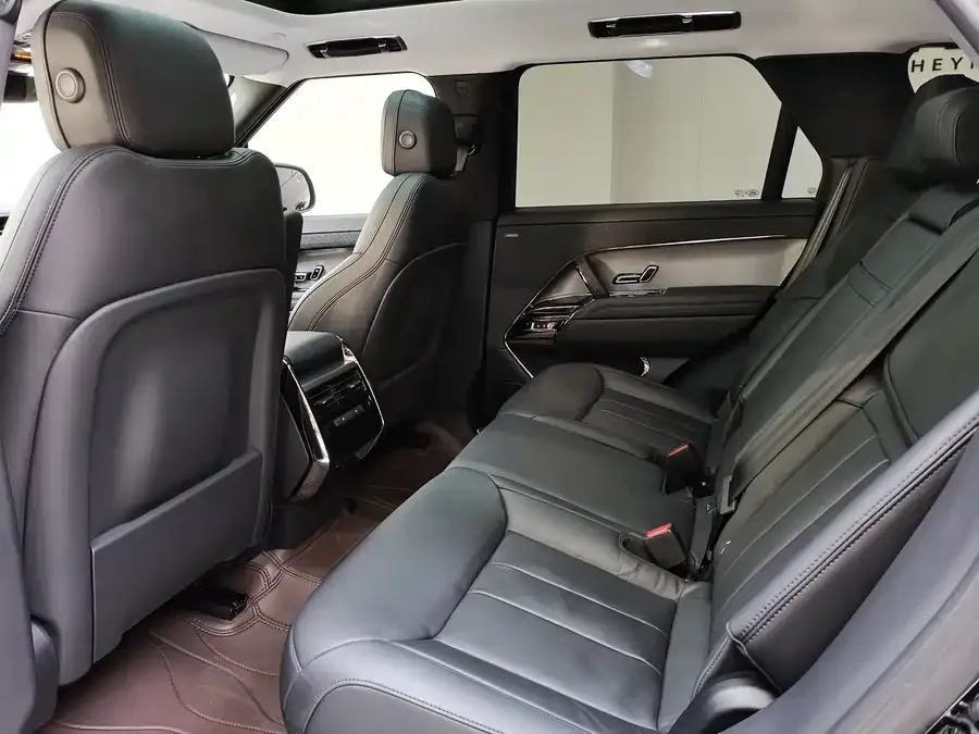 Land Rover Range Rover Sport Range Rover Sport 2024 360PS S 2024 — миниатюра 3