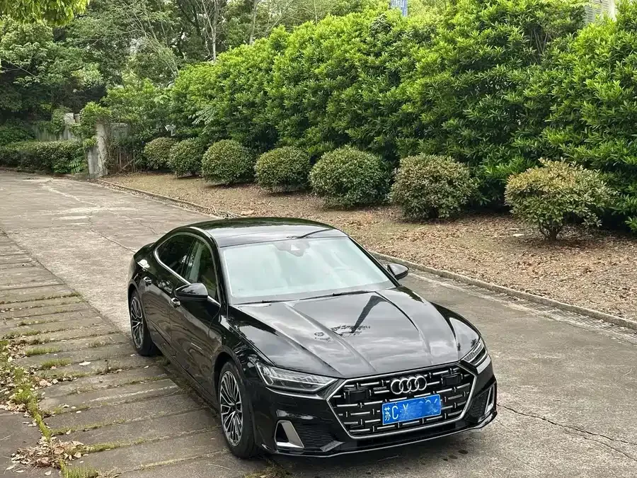 Audi A7L 2025