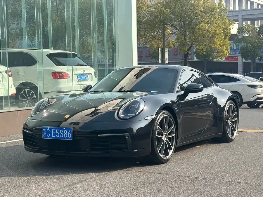 Porsche 911 2024