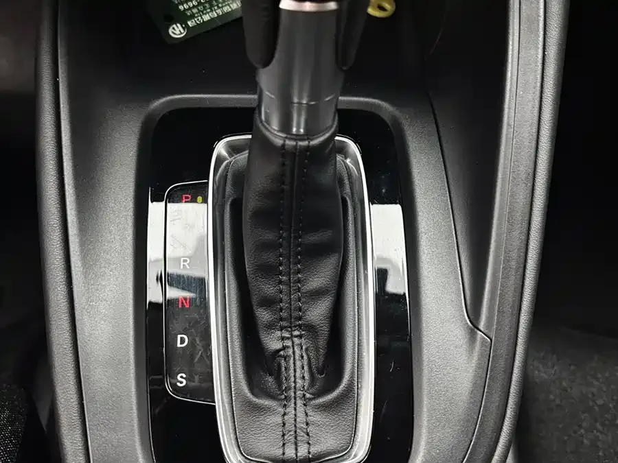 Honda VEZEL Binzhi 2023 1.5L CVT Elite Edition 2023 — миниатюра 4
