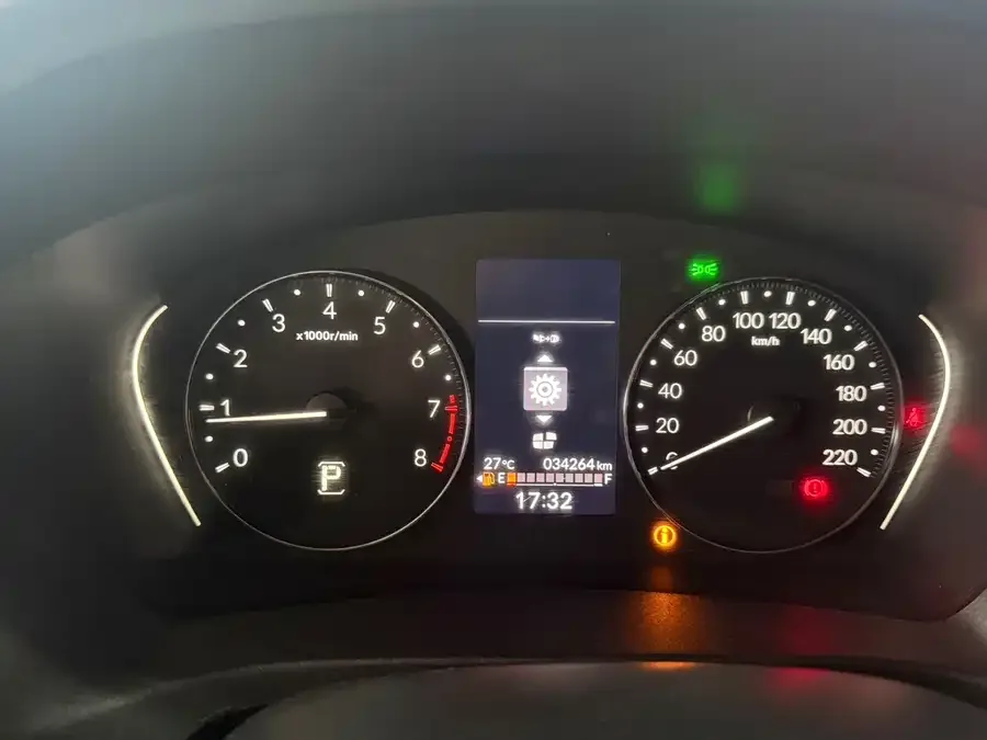 Honda VEZEL Binzhi 2023 1.5L CVT Elite Edition 2023 — миниатюра 3