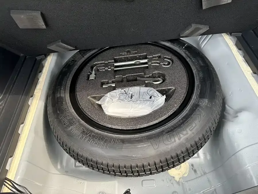 Honda VEZEL Binzhi 2023 1.5L CVT Pioneer Edition 2023 — миниатюра 3