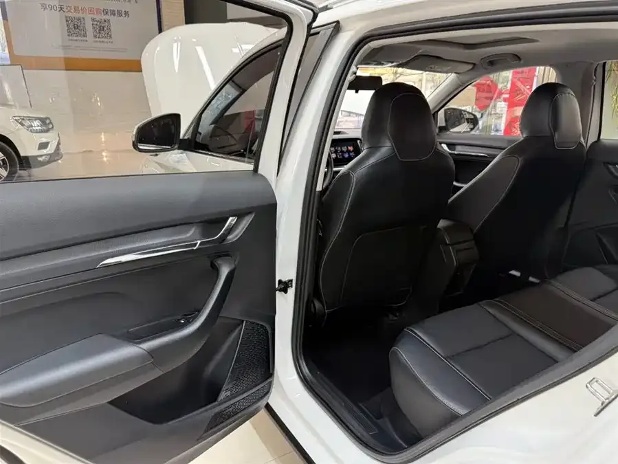 Skoda Kamiq Komic 2022 1.5L automatic comfort version 2022 — миниатюра 5