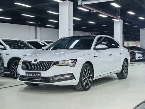 Skoda Superb 2023 buy in Moscow