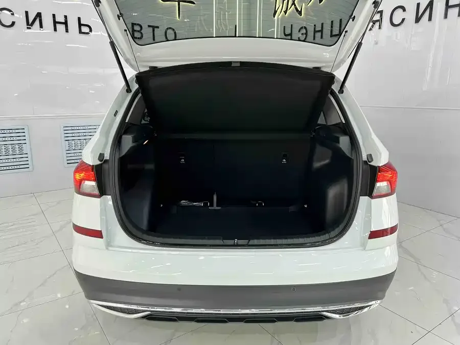 Skoda Kamiq 2023 Kamiq facelift 1.5L automatic comfort version 2024 — миниатюра 5